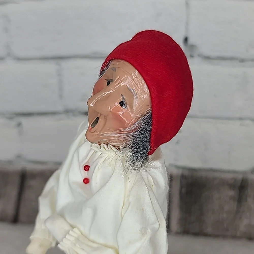 Byers' Choice Caroler 1984/93 2nd Ed. Scrooge From 